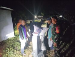 Tak Kenal Waktu, Babinsa Kodim 1404/Pinrang Dampingi Penyerapan Gabah Petani