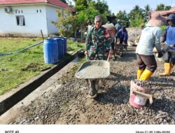 Babinsa Kodim 1404/Pinrang Bantu Kerja Bakti Pengecoran Jalan