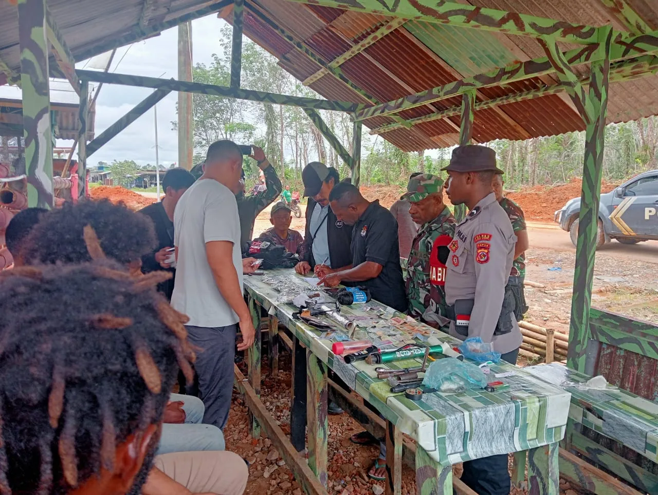 SWEEPING GABUNGAN: TNI AMANKAN 415 GRAM GANJA DI PERBATASAN PAPUA–PNG