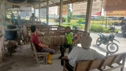 Babinsa jalin komsos dengan warga binaan