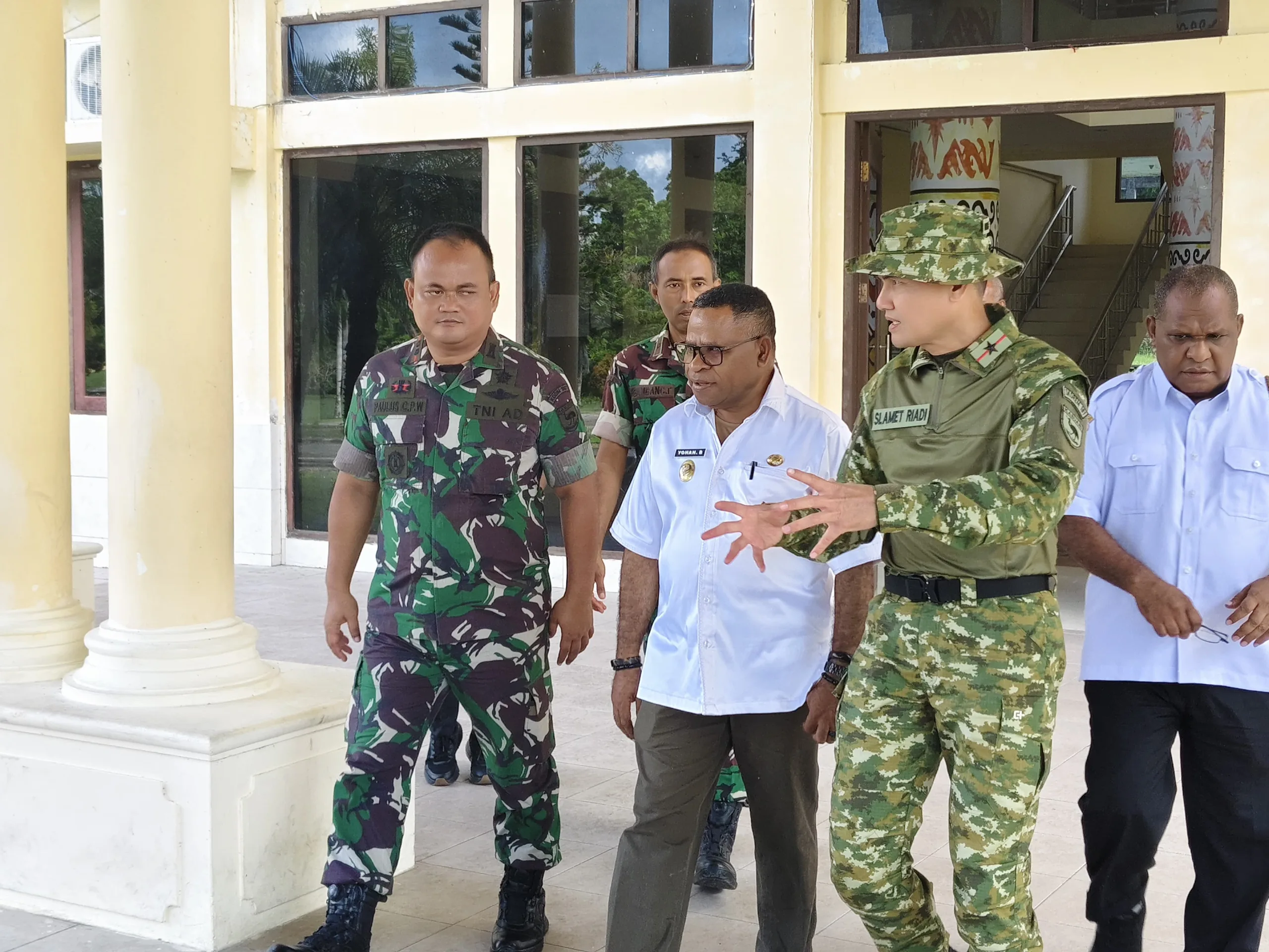 Danrem 181/PVT Laksanakan Audiensi dengan Bupati Sorong Selatan Bahas Pembangunan dan Program TMMD
