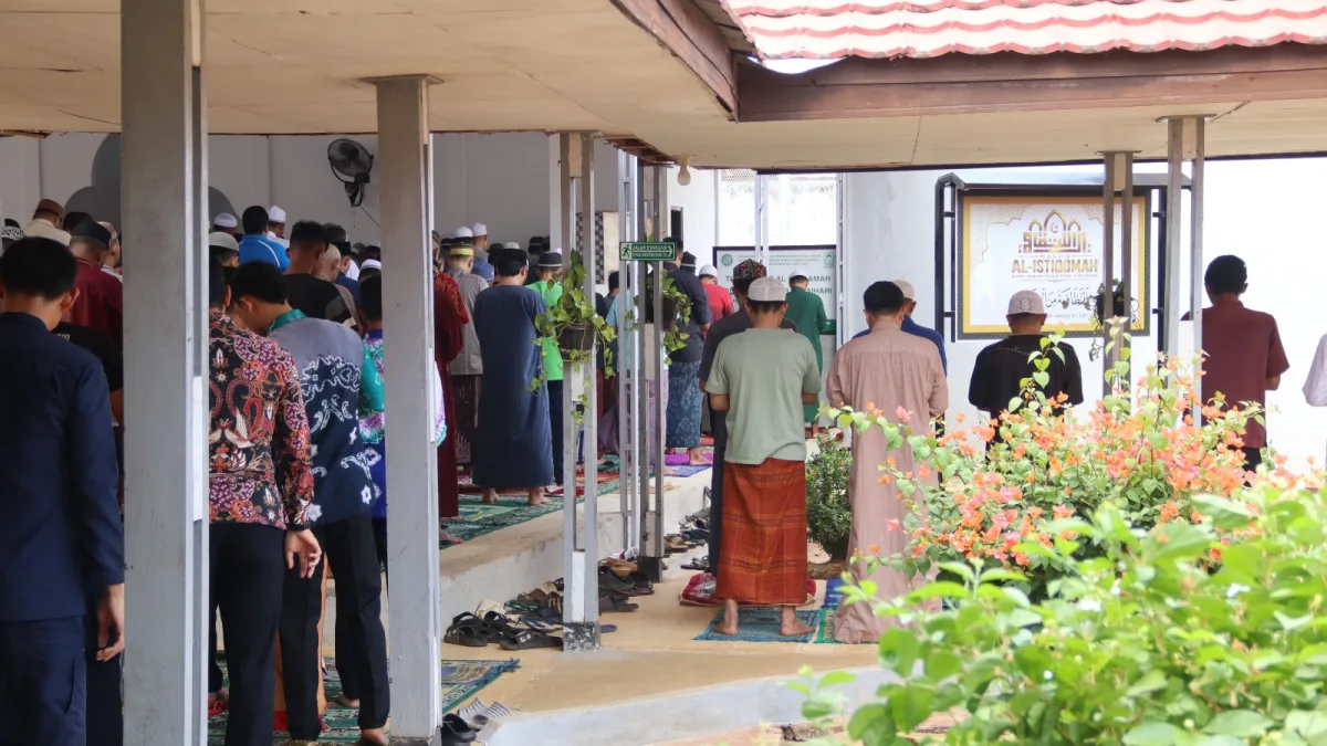 Perkuat Keimanan dan Kebersamaan, Sholat Jumat Berjamaah Warnai Pembinaan di Rutan Pelaihari